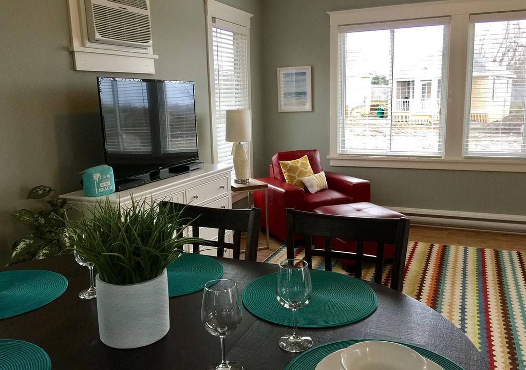 Sandbanks Summer Village Cottages Cherry Valley Ngoại thất bức ảnh
